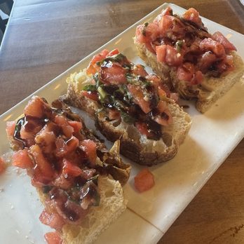Capishe Real Italian Kitchen - Bruschetta - Pizza Near Me - Charlotte, North Carolina Capishe Real Italian Kitchen - Bruschetta - Pizza Near Me - Charlotte, North Carolina