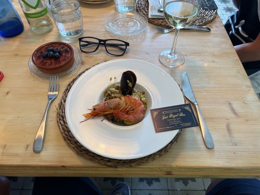 JUST ROYAL BCN by null