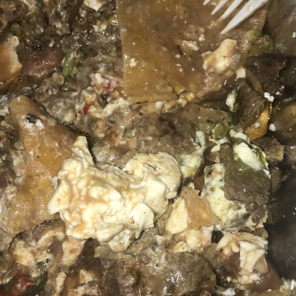 El Toro Rojo Truck - Didn't eat yet, started mixing my food to reach for the nachos! Yup nachos were soggy and I 100% dislike that. - Mexican Near Me El Toro Rojo Truck - Didn't eat yet, started mixing my food to reach for the nachos! Yup nachos were soggy and I 100% dislike that. - Mexican Near Me