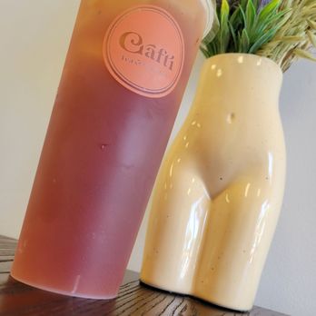 Crafti Tea & Mocktail - Strawberry rose earl grey with rose jelly. - Bubble Tea Near Me - Mesa, Arizona Crafti Tea & Mocktail - Strawberry rose earl grey with rose jelly. - Bubble Tea Near Me - Mesa, Arizona