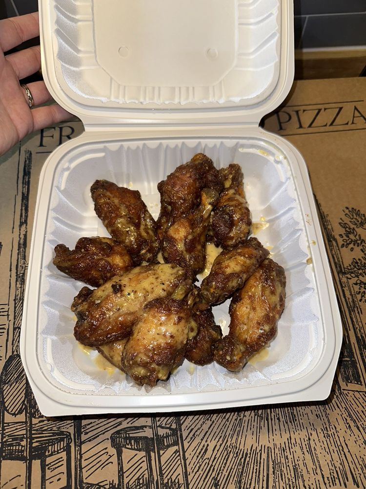 Verardi’s On The Lake