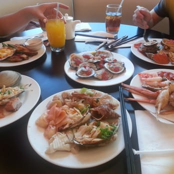 The Buffet - escargo, clams, oysters, crabs, crablegs, abalone - Buffets Near Me - College Point, New York