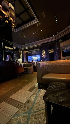 Vista Cocktail Lounge by null