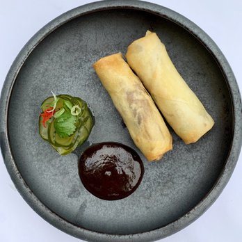 Spices Restaurant and Bar - Duck spring rolls - Lounges Near Me - Prague, Puerto Rico
