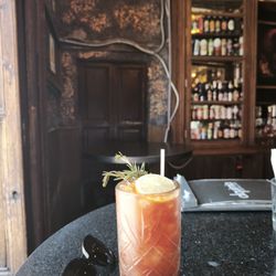 Alquimia - De los mejores bloody Mary que he tomado