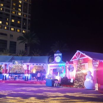 Holiday by the Bay - So festive.  Good for date night... But bring money.  Lol - Skating Rinks Near Me - San Diego, California