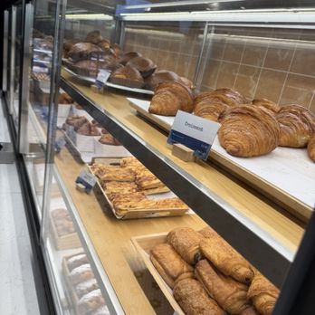 Paris Baguette - Bakeries Near Me - Chicago, Illinois Paris Baguette - Bakeries Near Me - Chicago, Illinois