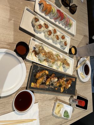Akaihana Sushi & Grill by null