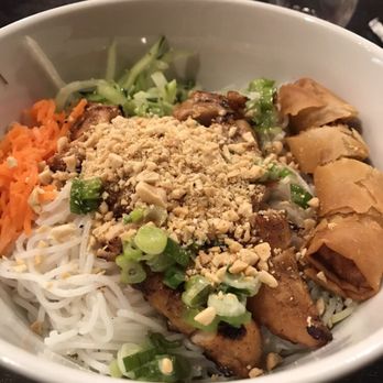 3 Regions Vietnamese Kitchen - Chicken Vermicelli w/eggroll - Vietnamese Near Me - Cave Creek, Arizona 3 Regions Vietnamese Kitchen - Chicken Vermicelli w/eggroll - Vietnamese Near Me - Cave Creek, Arizona