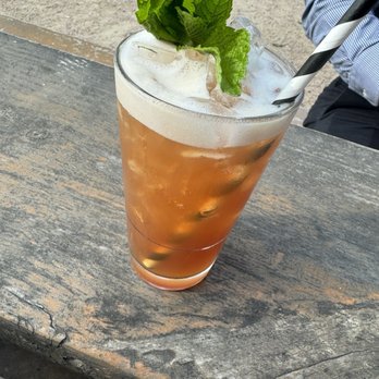 Axelrad - Georgia Peach mock tails - Beer Gardens Near Me - Houston, Texas Axelrad - Georgia Peach mock tails - Beer Gardens Near Me - Houston, Texas