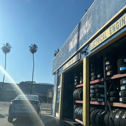 Latino's Tires Latino's Tires