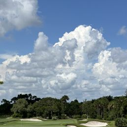Green on Par 3 hole Green on Par 3 hole