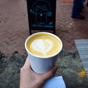 Pineapple & Pearls - The perfect latte and the cutest sign - New American Near Me - Washington, DC, District of Columbia