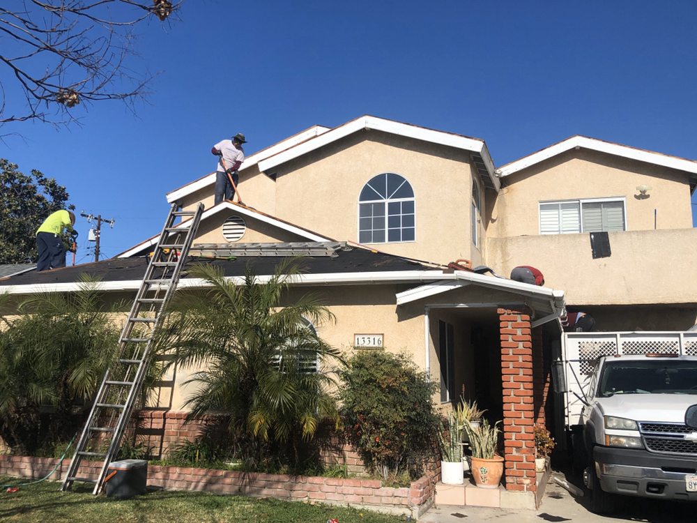 Slide of Valley Roofing Inc