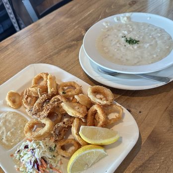 Moss Beach Distillery - Calamari and clam chowder - Seafood Near Me - Moss Beach, California