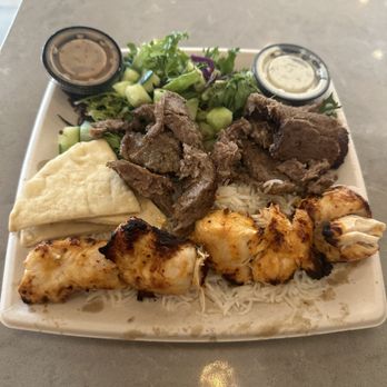 Luna Grill The Hill - Chicken & Gyro Meat Plate (no tomato) - Mediterranean Near Me - Dallas, Texas Luna Grill The Hill - Chicken & Gyro Meat Plate (no tomato) - Mediterranean Near Me - Dallas, Texas
