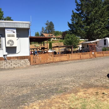 Elkton Rv Park - Camp hosts main office and private area! - RV Parks Near Me - Elkton, Oregon