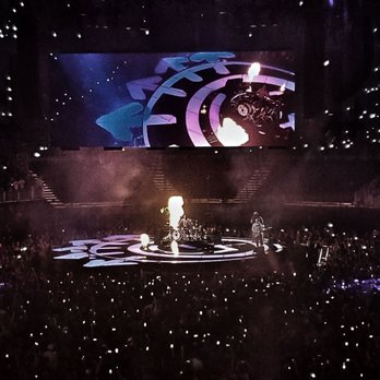Fiserv Forum - Fire! -Blink-182 - Stadiums & Arenas Near Me - Milwaukee, Wisconsin