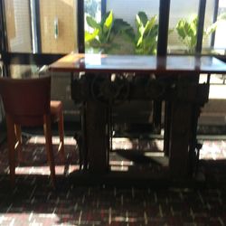 Iron Bar - Table