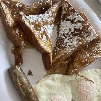Ellen's Kitchen - Over easy eggs , French Toast , sausage link - Diners Near Me - Neptune Beach, Florida Ellen's Kitchen - Over easy eggs , French Toast , sausage link - Diners Near Me - Neptune Beach, Florida