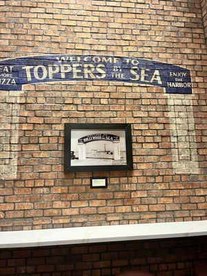 Toppers Pizza by null