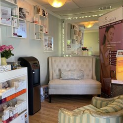 Serenity Med Spa - Clean, calm, and serene. Come visit our office and receive a free 15 minute massage consultation! Its our way of saying thank you!