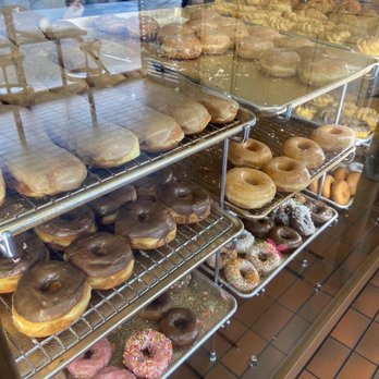 Happy Donuts - Donuts Near Me - Puyallup, Washington Happy Donuts - Donuts Near Me - Puyallup, Washington