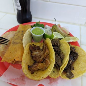 Chilangos Tacos - Tacos Near Me - Dallas, Texas