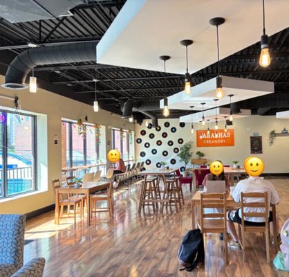 Sarabhas creamery - Ice cream & chai/coffee shoppe by null