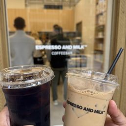 Cold brew and maple syrup latte Cold brew and maple syrup latte