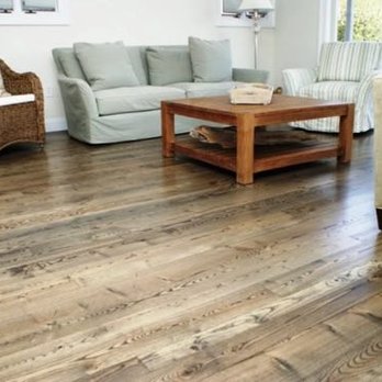Celtic Floorcraft - a living room with hardwood floors - Flooring Near Me - Boston, Massachusetts