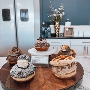 Blooming Buns Bakehouse - Brionutelier - Bakeries Near Me - Las Vegas, Nevada Blooming Buns Bakehouse - Brionutelier - Bakeries Near Me - Las Vegas, Nevada