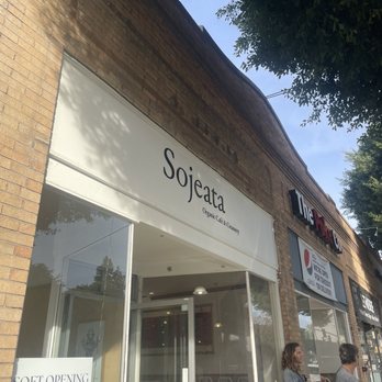 Sojeata - front of the store - Bubble Tea Near Me - Fullerton, California Sojeata - front of the store - Bubble Tea Near Me - Fullerton, California