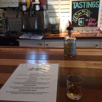 Lake George Distilling - Menu and shot - Distilleries Near Me - Lake George, New York Lake George Distilling - Menu and shot - Distilleries Near Me - Lake George, New York