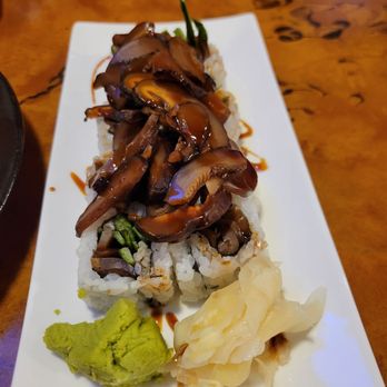 Mikado Sushi - Shiitake roll - Sushi Bars Near Me - Chandler, Arizona