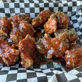 Valley Wings Okemos - Chicken Wings Near Me - Okemos, Michigan