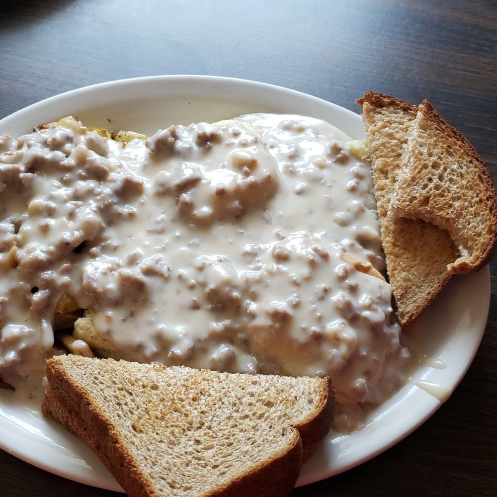 Rylee's Place Family Diner - Awesome Sausage Biscuits and Gravy - Diners Near Me - Willard, New York