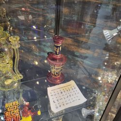 Connoisseur Smoke Shop