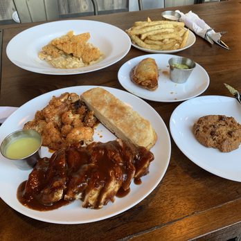 Bushfire Kitchen - Riverside - Gluten free (GF) chicken plate, GF bread, GF Parmesan fries,  GF cookie, and kids chicken and Mac and cheese - American Near Me - Riverside, California