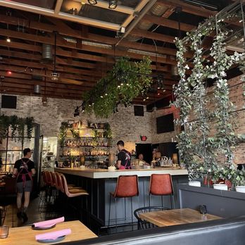 Common Stock - Interior - New American Near Me - San Diego, California Common Stock - Interior - New American Near Me - San Diego, California