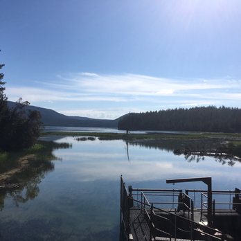 Paulina Lakeshore Loop Trail - Hiking Near Me - La Pine, Oregon