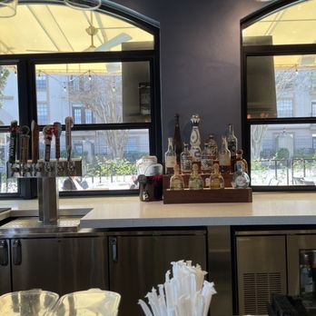 HUNGRY’S - Updated August 2025 - 43 Photos & 35 Reviews - 5750 Woodway ...