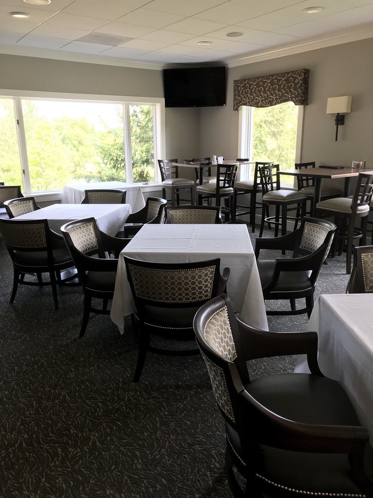 COUNTRY CLUB OF HUDSON Updated October 2024 14 Photos 2155