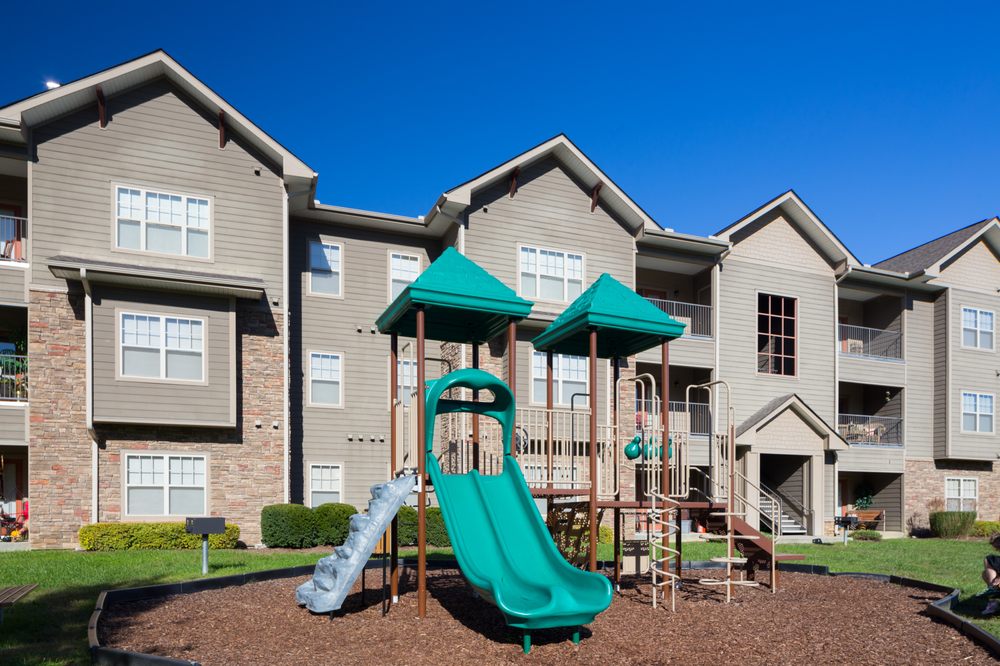 FALLS AT 109 Updated October 2024 28 Photos 100 Falls Blvd