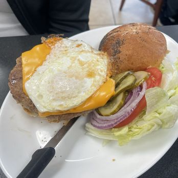 Robert's Restaurant - Turkey burger with added egg! - Breakfast & Brunch Near Me - Dania, Florida