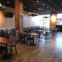 Beto's - Lots of room