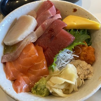 Kiyo Sushi & Sake - Lunch chirashi $20 (so fresh and delicious) - Japanese Near Me - Irvine, California