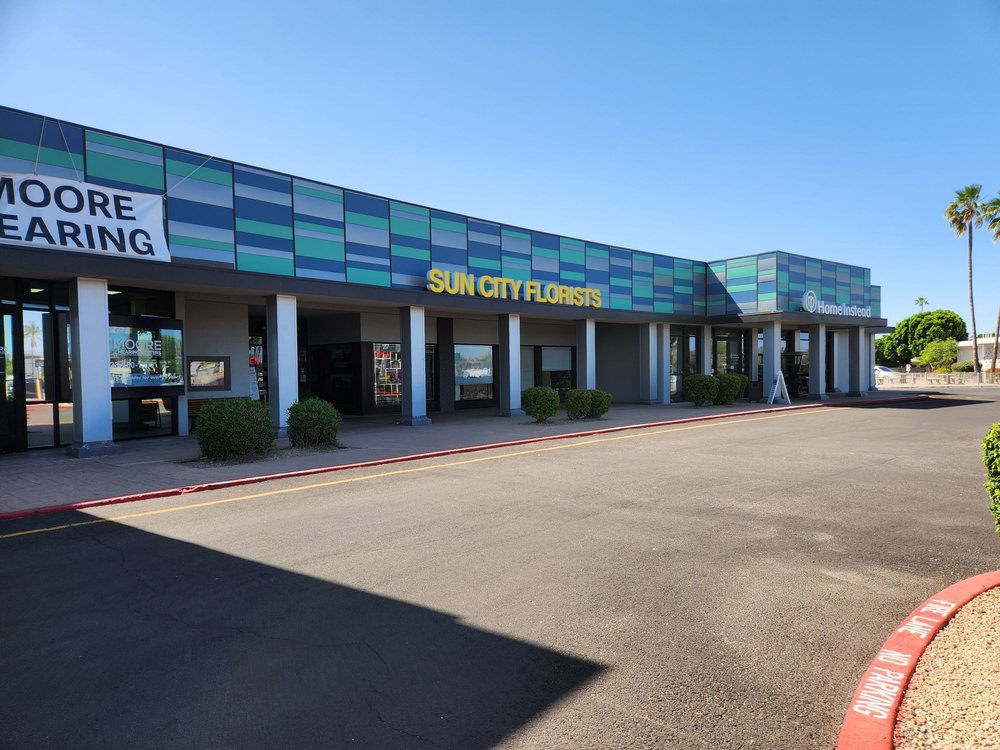 SUN CITY FLORISTS Updated July 2024 52 Photos & 70 Reviews 14629