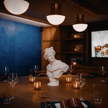 Vinile Chophouse - Viniles Private Listening Room - Italian Near Me - New York, New York Vinile Chophouse - Viniles Private Listening Room - Italian Near Me - New York, New York