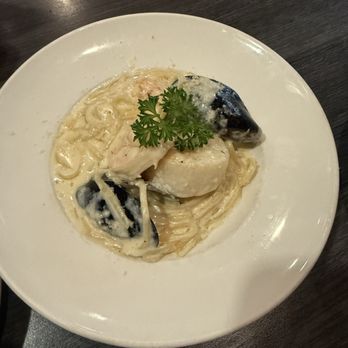 Andy's Fish House - Seafood linguine - New American Near Me - Snohomish, Washington Andy's Fish House - Seafood linguine - New American Near Me - Snohomish, Washington